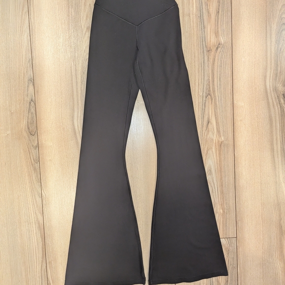 aerie Pants - Aerie OFFLINE Black High-Rise Cross Over Leggings